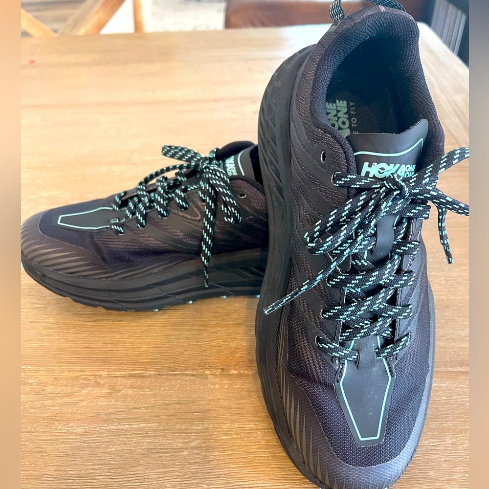 👟 Hoka Speedgoat 4 women’s 7.5